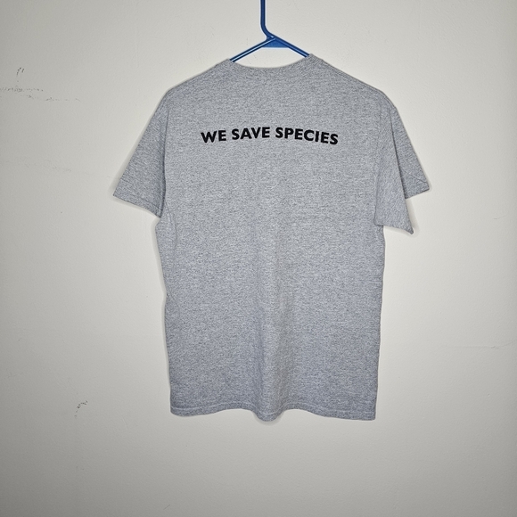 Smithsonian's National Zoo Washington D.C. Graphic Tee "We have Species" - Picture 4 of 5